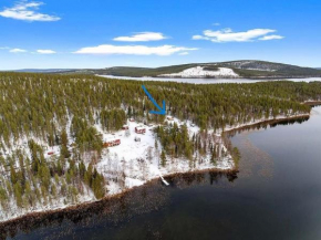 Lakeside wilderness cabin, Jokkmokk